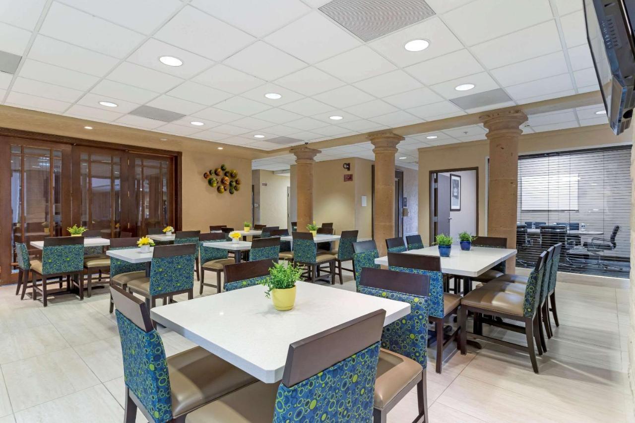 Comfort Suites Kingwood Houston North Humble 59 Esterno foto