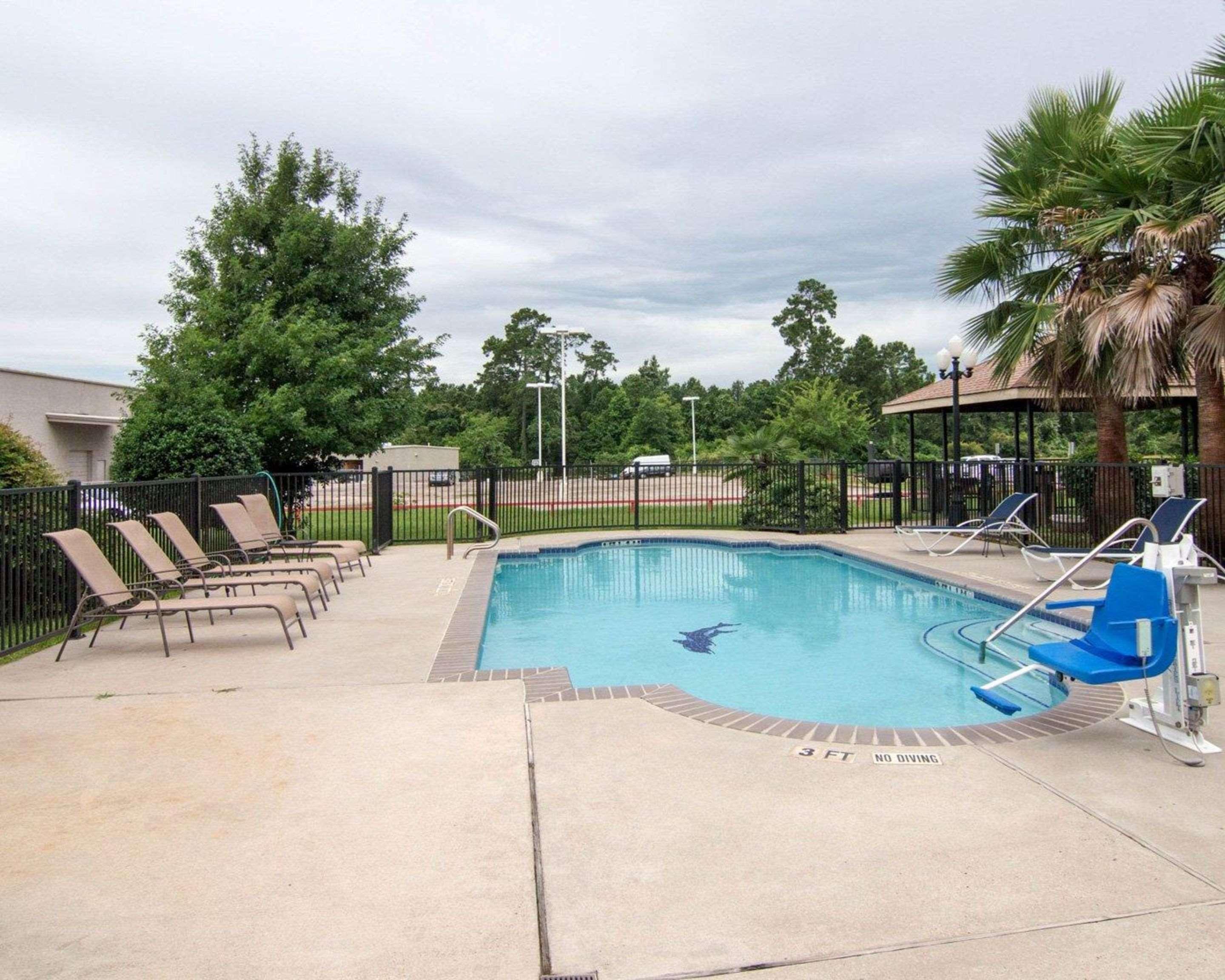 Comfort Suites Kingwood Houston North Humble 59 Esterno foto