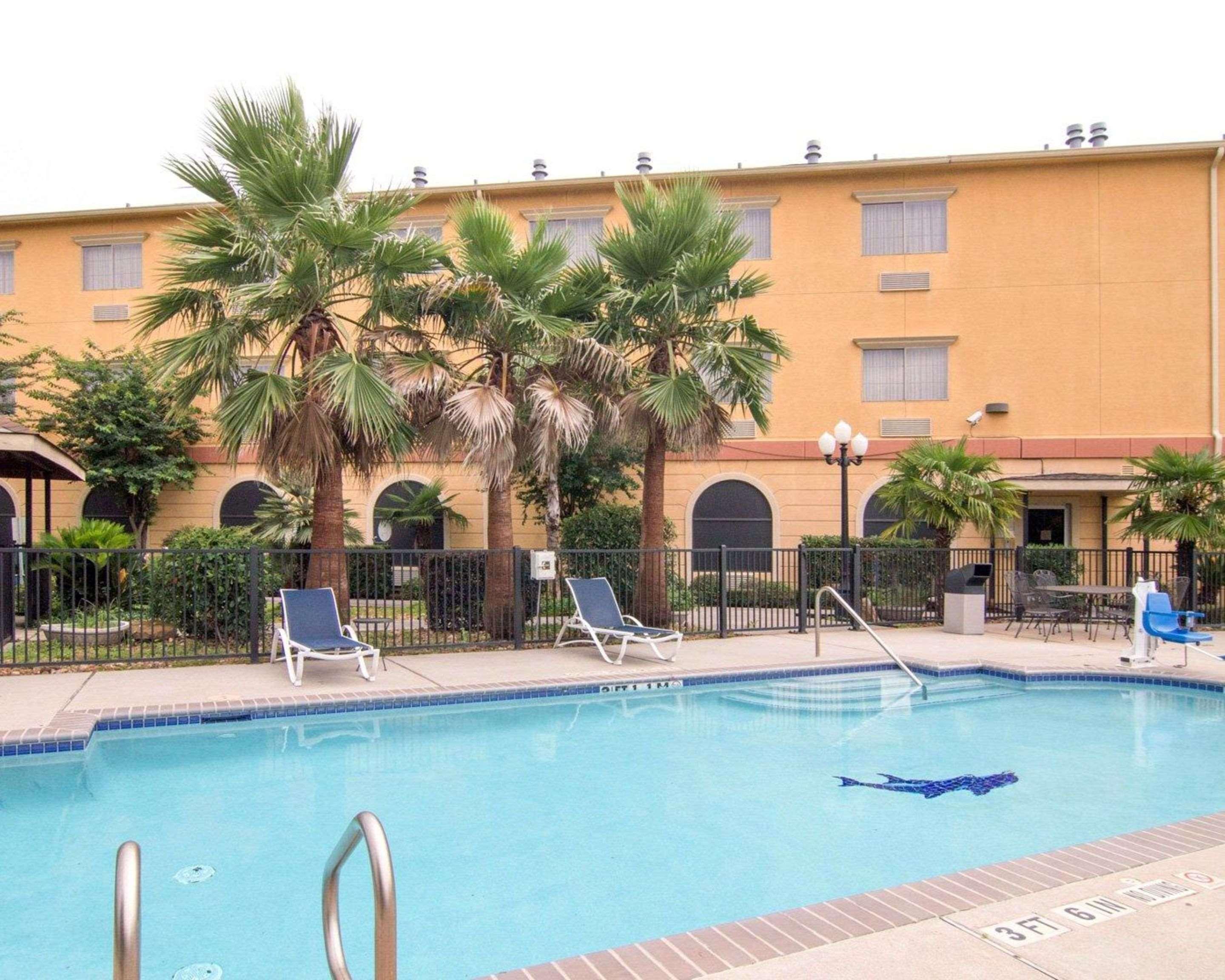 Comfort Suites Kingwood Houston North Humble 59 Esterno foto